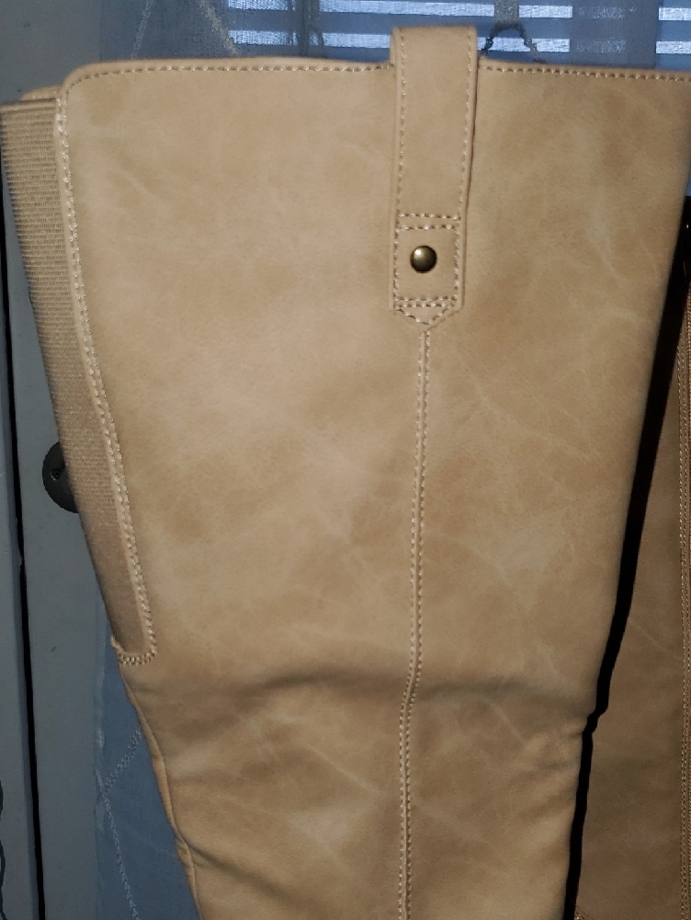 FRYE AND CO. Tall Boots in Tan - Picture 6 of 11